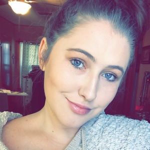 Meet your Posher, Kenzie